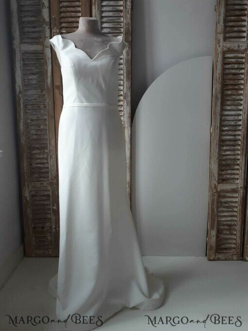 OUTLET OUTLET biała suknia ślubna rozmiar M, wyprzedaż sukien ślubnych